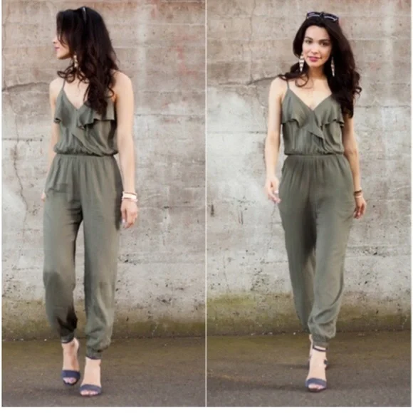 American Eagle Outfitters Army Green Jumpsuit MEDIUM - Picture 8 of 9